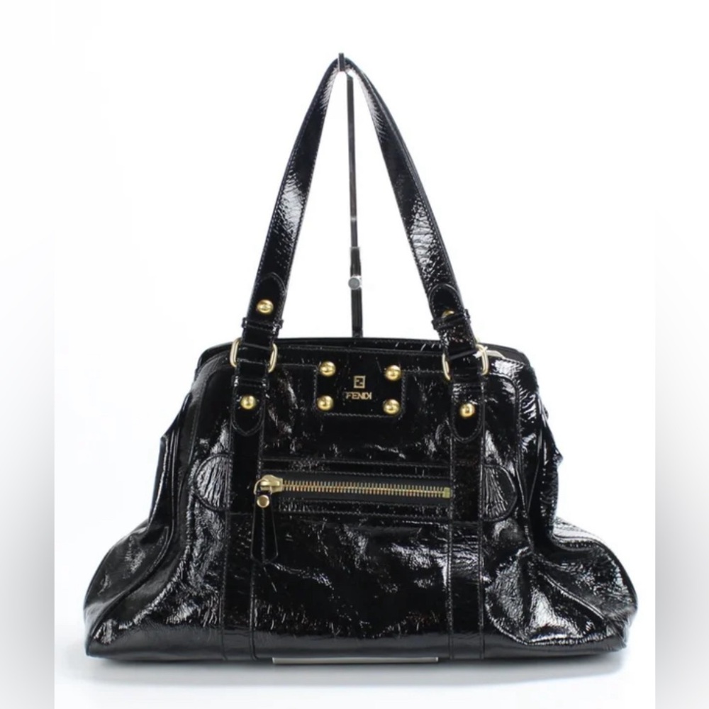 Fendi
Black patent leather handbag- XL